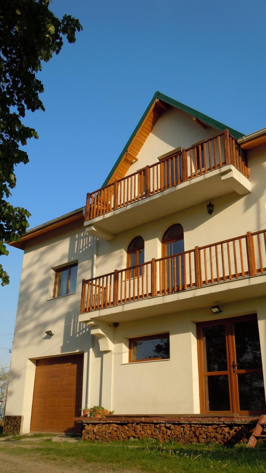 Belegania Villa Oarja Exterior photo